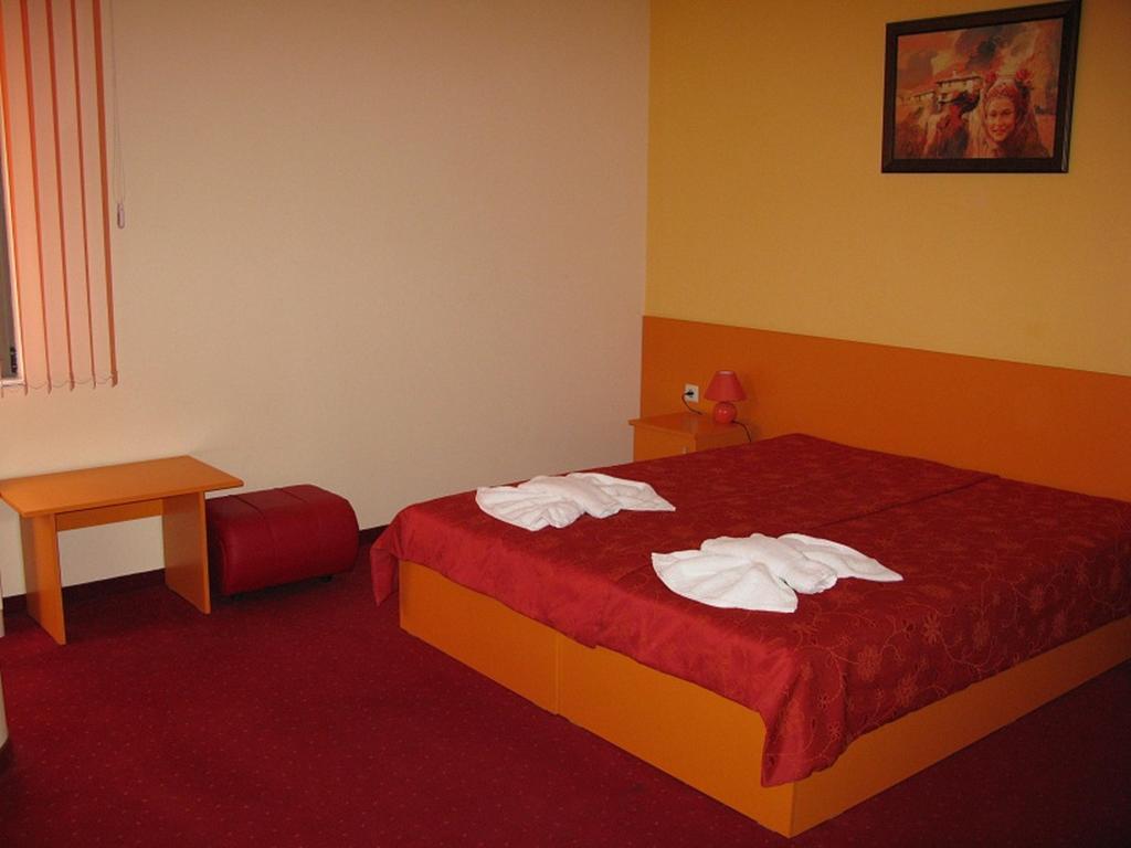 Hotel Tarnovo Veliko Tărnovo Rum bild